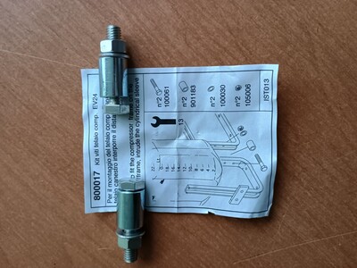 КІТ 800017 для кріплення бачка-1